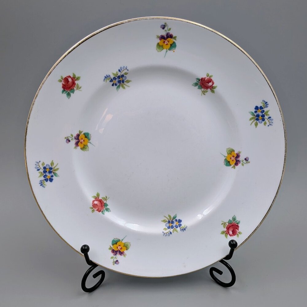 Pair of Vintage Crown Staffordshire 8.25" Lunch Plates - Rose & Pansy Floral - Picture 5 of 8